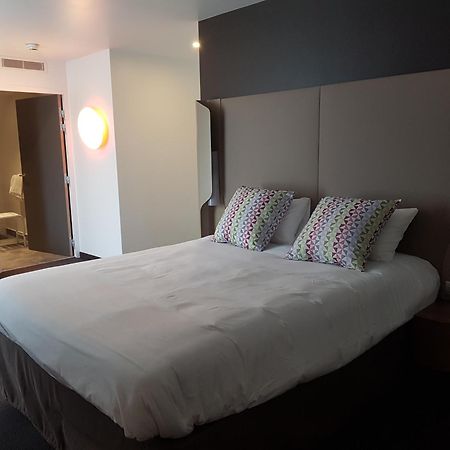 Campanile Fontainebleau Otel Dış mekan fotoğraf