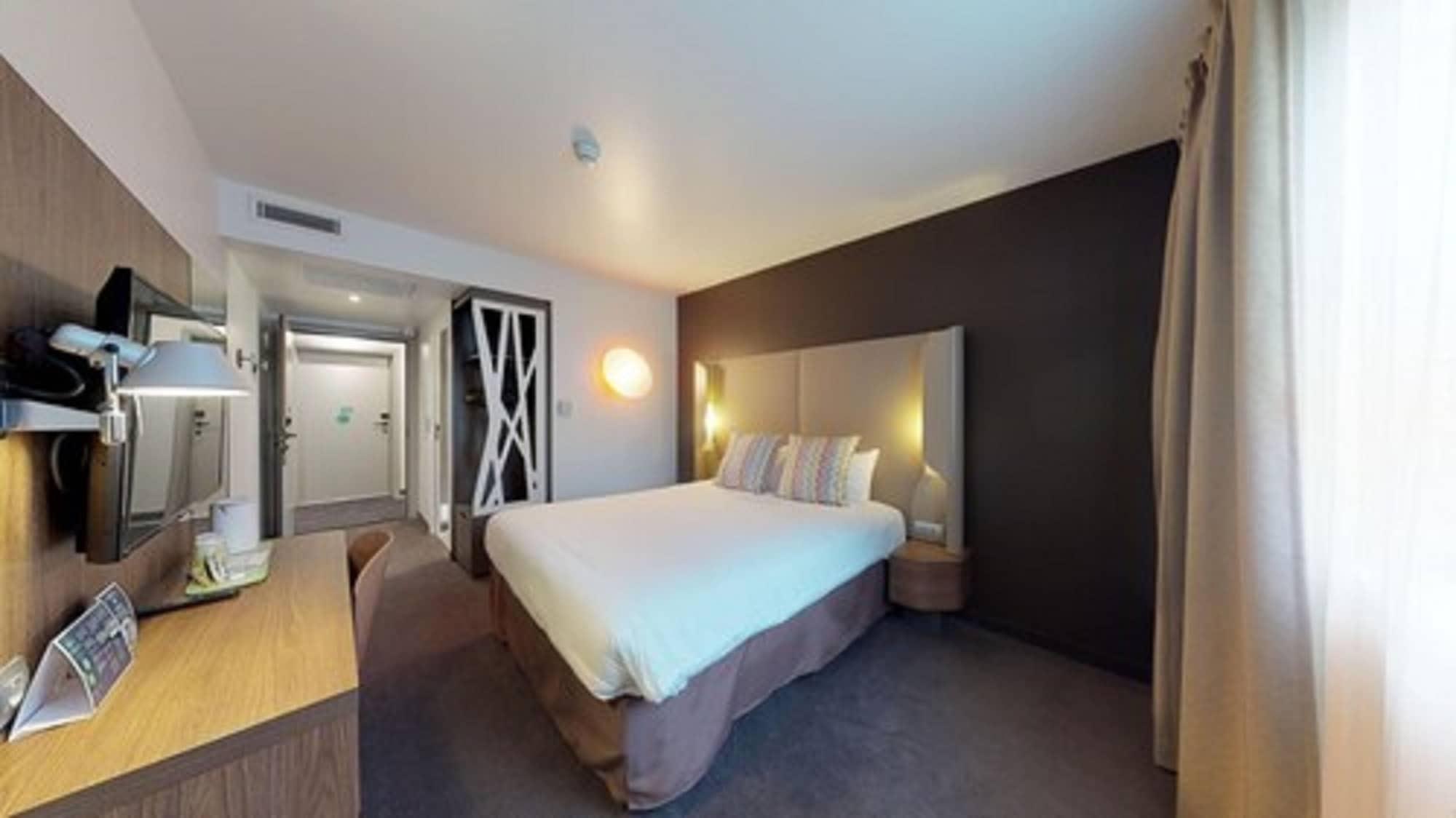 Campanile Fontainebleau Otel Dış mekan fotoğraf