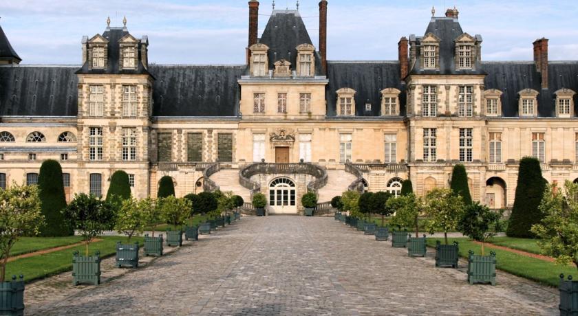 Campanile Fontainebleau Otel Dış mekan fotoğraf