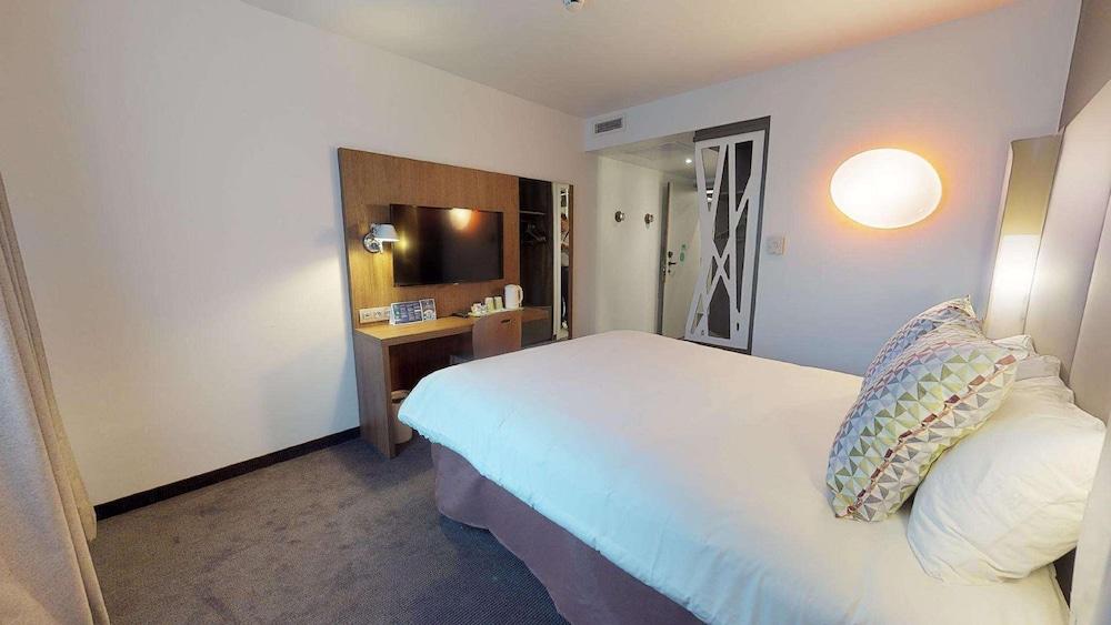 Campanile Fontainebleau Otel Dış mekan fotoğraf